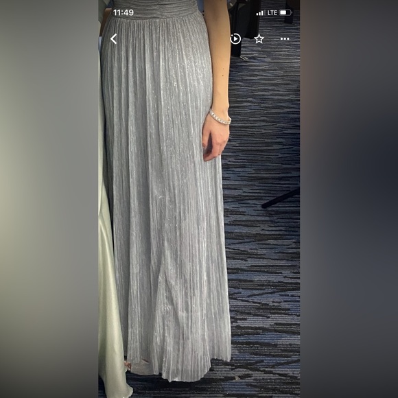 Aidan by Aidan Mattox silver gown - Small - Picture 4 of 5